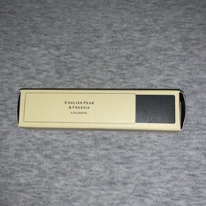 NWT- Jo Malone- English Pear 🍐 & Freesia- 10ml Travel Spray